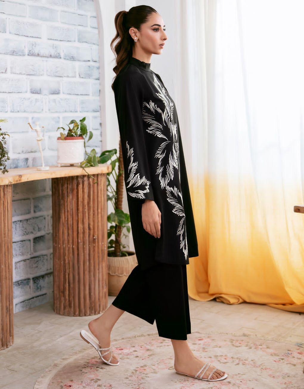 2 Pcs Women's Stitched Printed Suit Hype Hem