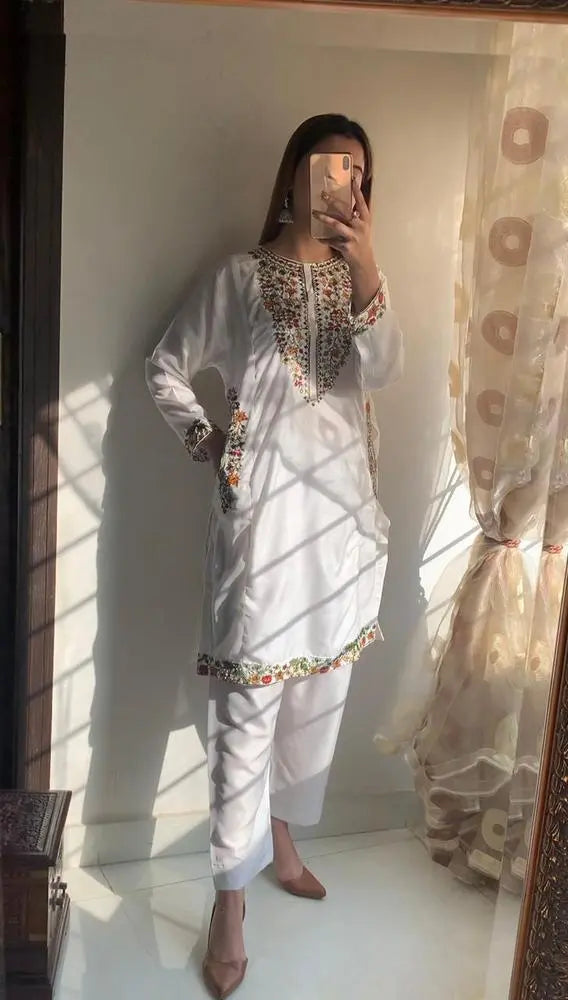 2Pcs Women's Embroidered Stitch Suit Hype Hem
