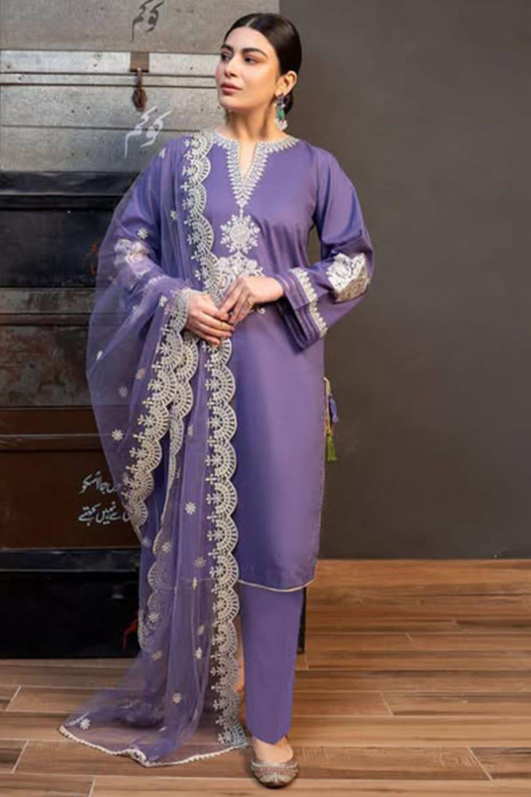3 Pcs Women's Unstitched Embroidered Lawn Suit Hype Hem