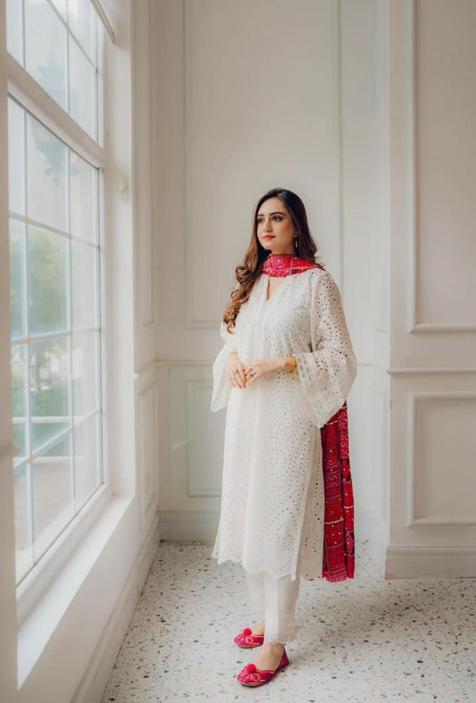 3 Pcs Women's Unstitched Suit Chikankari Embroidered Lawn Hype Hem